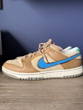 Nike Dunk Low (Men’s) 
Dark driftwood size 12